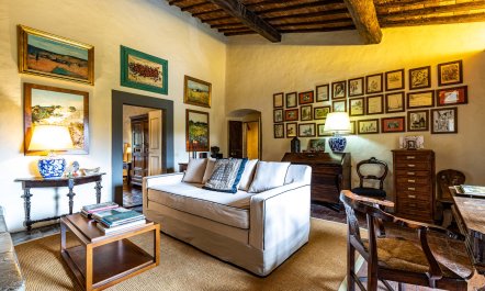 Ficino's House 9