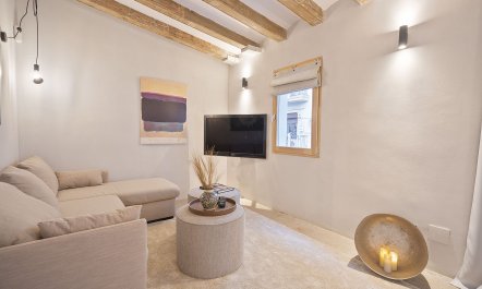 The House of Sun 1