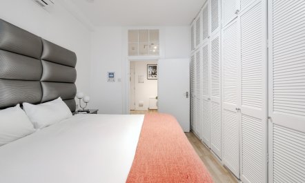 The Magnificent London 4