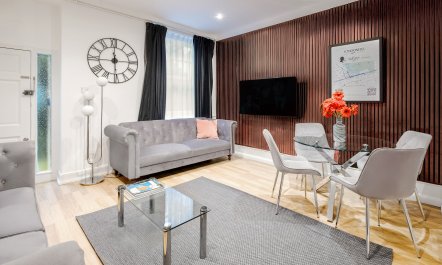 The Magnificent London