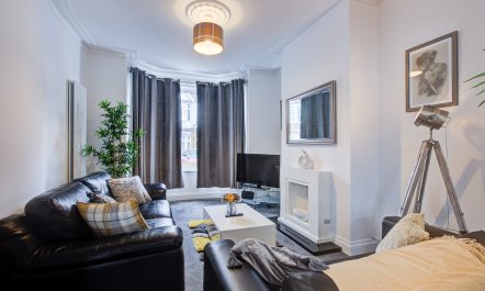 The Lighthousekeeper's Daughter 4