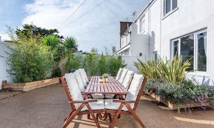 A Seaside Retreat 2
