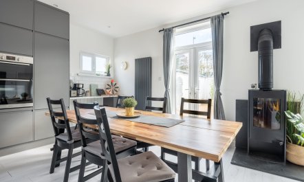 A Seaside Retreat 5
