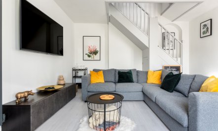 A Seaside Retreat 3