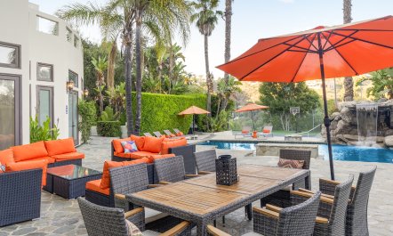 The Hollywood Ghost 5