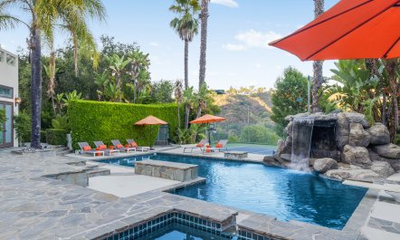 The Hollywood Ghost 4