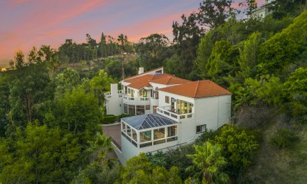 The Hollywood Ghost 2