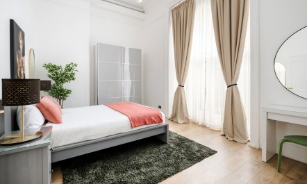 Queen Elizabeth II 6