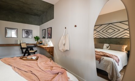 A Sample of Eixample 9