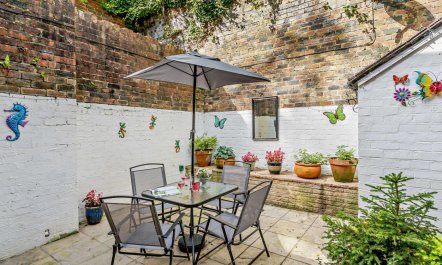 2 Bed in Ashbourne 3
