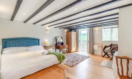 2 Bed in Richmond 2