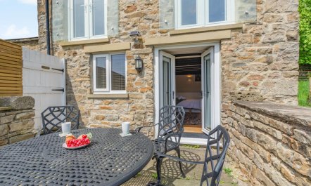 2 Bed in Richmond 3