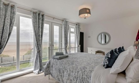 3 Bed in Burnham-on-sea 8