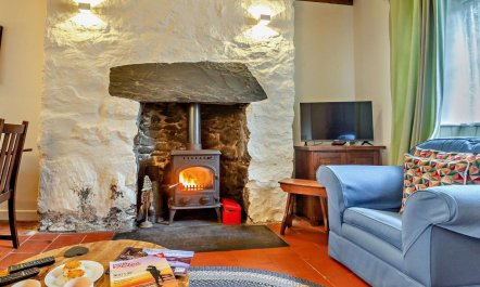 2 Bed in Dolgellau 3