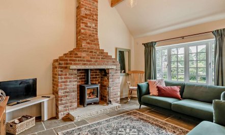 2 Bed in Bishop Monkton 0