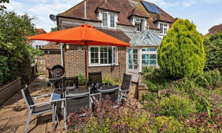 3 Bed in Winchelsea 1