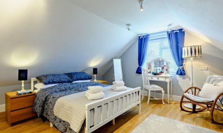 2 Bed in Poole 8
