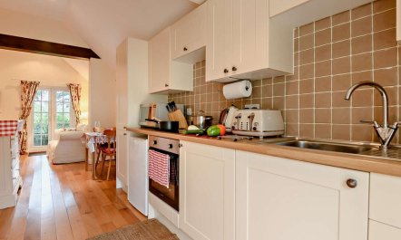 1 Bed in Fordingbridge 6