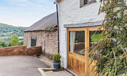 1 Bed in Crickhowell 3