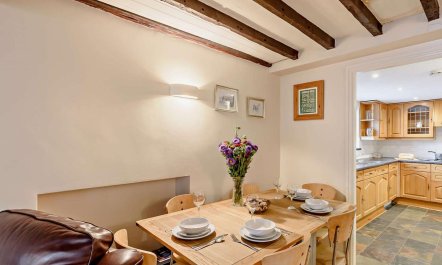 3 Bed in Windermere 2