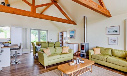4 Bed in Dorchester 3