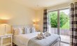 4 Bed in Dorchester 9