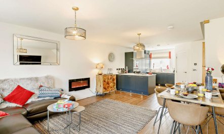 3 Bed in Hope Valley