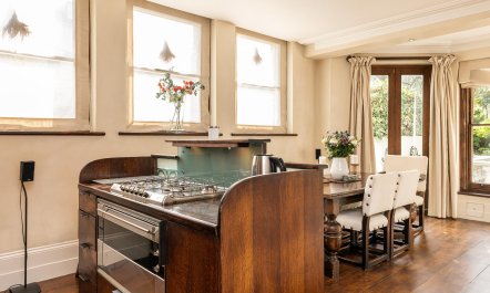 A Chelsea Retreat 6