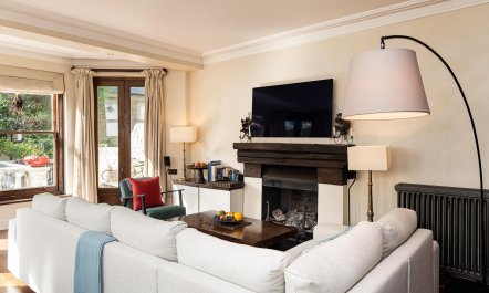 A Chelsea Retreat 3