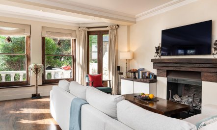 A Chelsea Retreat 4