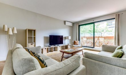 Parisian Flair 6