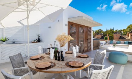Marbella Miracles 1