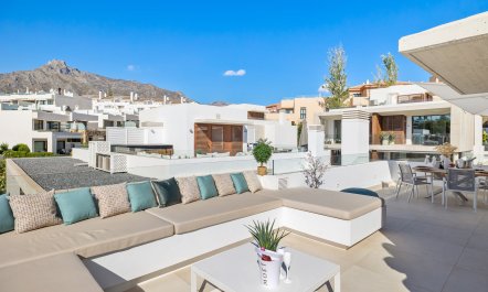 Marbella Miracles 5