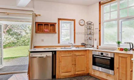 3 Bed in Machynlleth 4