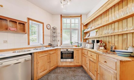 3 Bed in Machynlleth 3