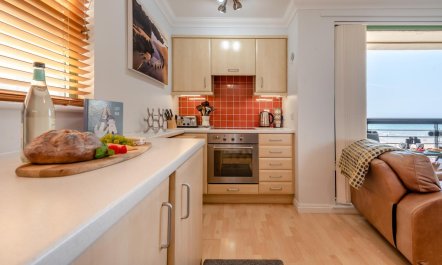3 Bed in Haverfordwest 2