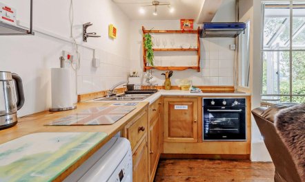 1 Bed in Machynlleth 3