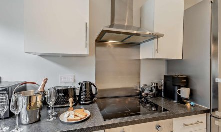 2 Bed in Warwick 6