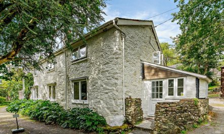 2 Bed in Machynlleth 1