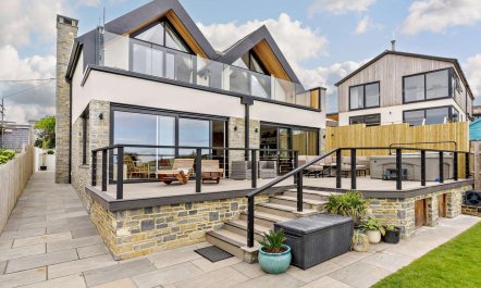 4 Bed in Bridgend 5