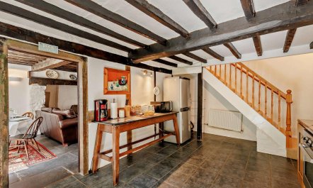 2 Bed in Machynlleth 7