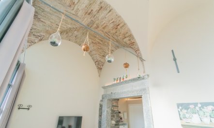 Enchanting Lakeside Haven 3