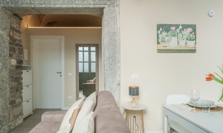 Enchanting Lakeside Haven 0