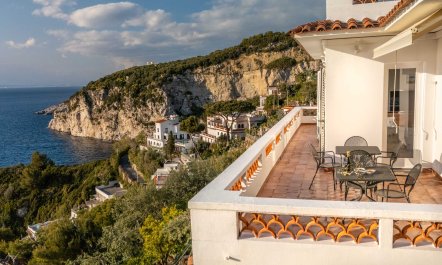 Capri Vista