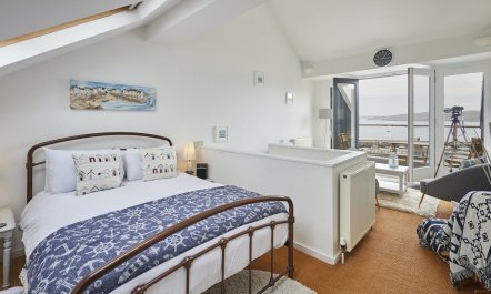 Blissful Seaside Retreat 2