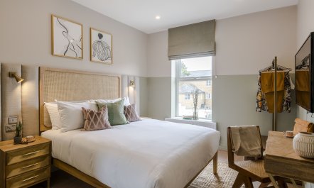 London Delight 6