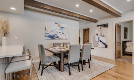 Snowflake Hideaway 0