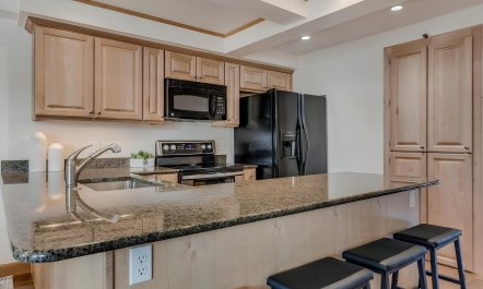 Winter Sky Retreat 1