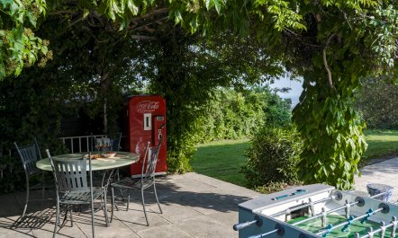 Elegant Olive Grove Retreat 4