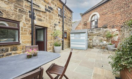 Quaint Seaside Haven 0